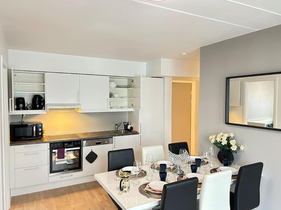 Cozy, Lux, 3Br, Super Central, Family Apt Осло Екстериор снимка
